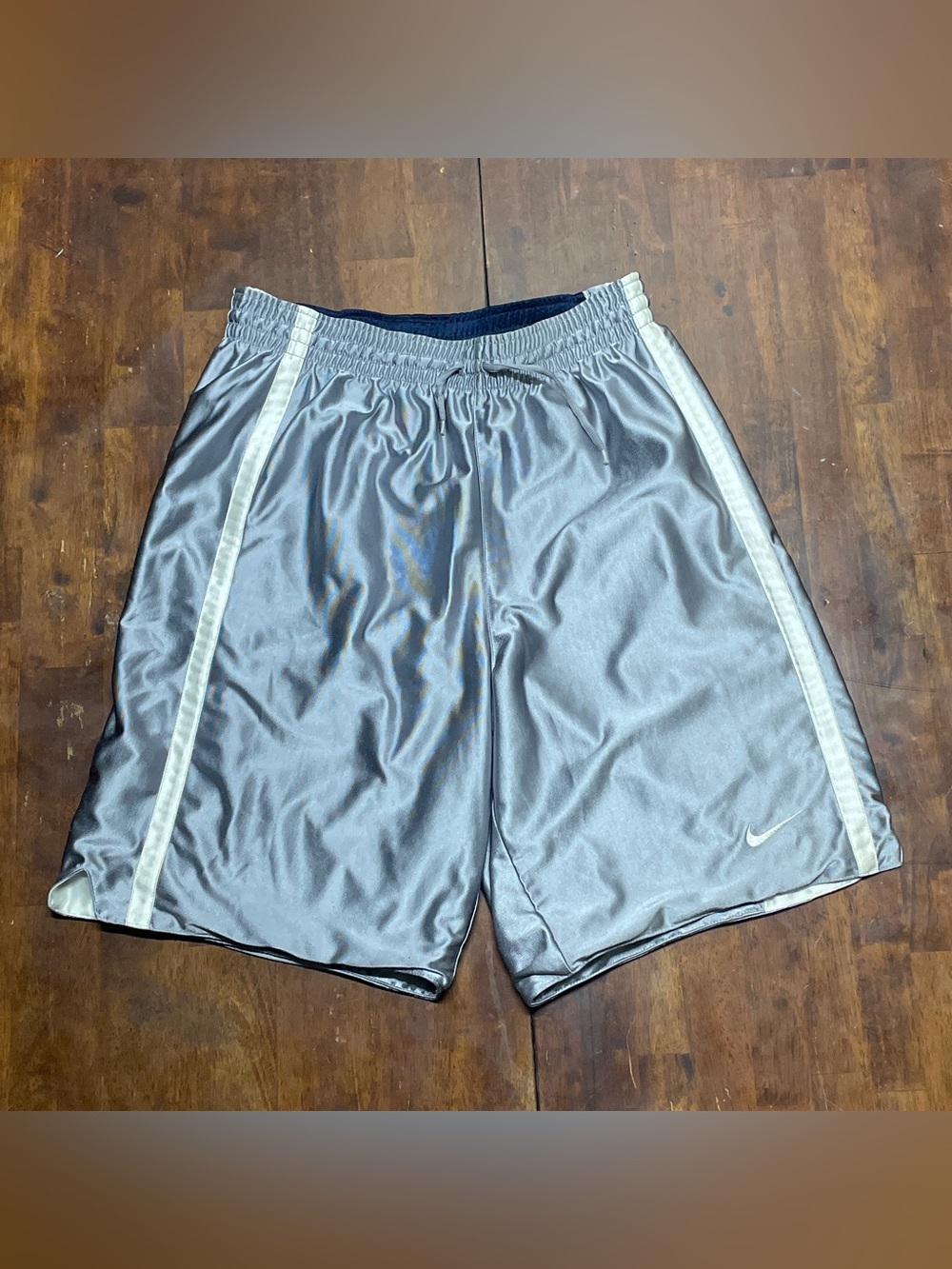 Vintage Nike Basketball Dazzle Shorts Reversible Shiny Gray Blue White Mens 32